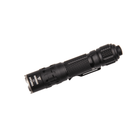 Weltool T2 “Elegant Panther” (1730 Lumens, Chiếu Xa 412m)