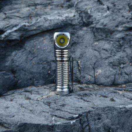 Đèn pin EDC Fireflies L50 Sol - 2,200 lumen - chiếu xa 190 m